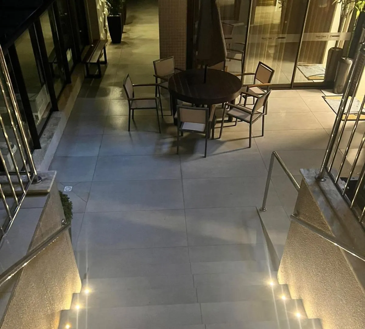 Apartamento Novo, Praia De Bombas A Uma Quadra Do Mar, Com Piscina Aquecida ile iletişim